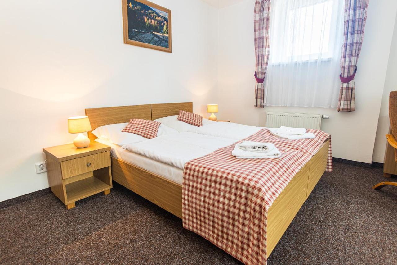 Hotel Seifert Nové Hamry Buitenkant foto